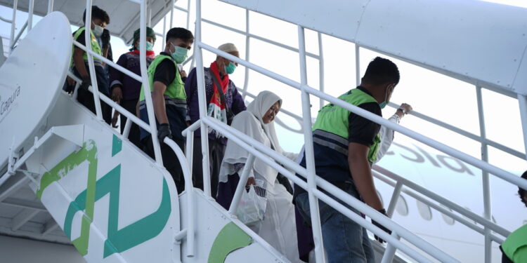 Ⓒ Hak cipta foto di atas dikembalikan sesungguhnya kepada sang pemilik foto Ⓒ Hak cipta foto di atas dikembalikan sesungguhnya kepada pemilik foto