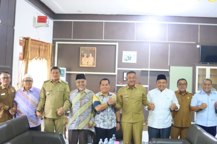 Muhammad Nuh Dukung Pembangunan Jalan Lintas Palas-Madina