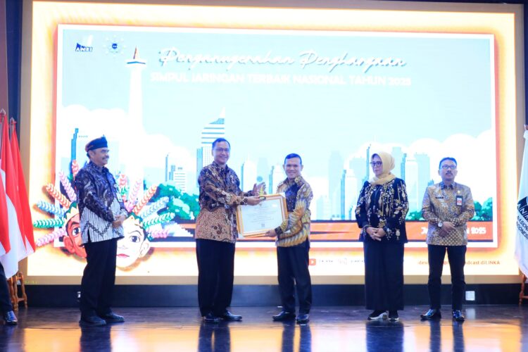 Ⓒ Hak cipta foto di atas dikembalikan sesungguhnya kepada pemilik foto