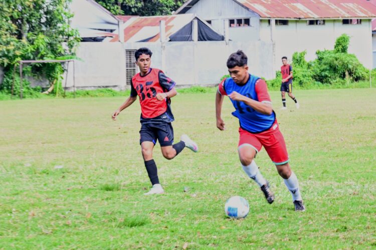 Ⓒ Hak cipta foto di atas dikembalikan sesungguhnya kepada pemilik foto Ⓒ Hak cipta foto di atas dikembalikan sesungguhnya kepada pemilik foto