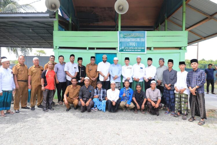 Mualem Silaturahmi ke Dayah Istiqamatuddin Ulumul Quran di Aceh Barat