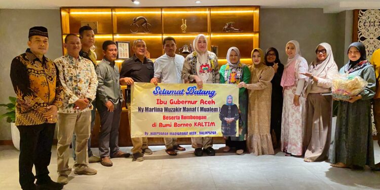 Ⓒ Hak cipta foto di atas dikembalikan sesungguhnya kepada sang pemilik foto Ⓒ Hak cipta foto di atas dikembalikan sesungguhnya kepada pemilik foto