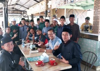 Kisah Haru Alfi Zamriza: Santri Berprestasi Wakaf Barbate Siap Harumkan Aceh di Fornas NTB