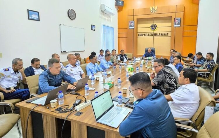 Ⓒ Hak cipta foto di atas dikembalikan sesungguhnya kepada pemilik foto Ⓒ Hak cipta foto di atas dikembalikan sesungguhnya kepada pemilik foto