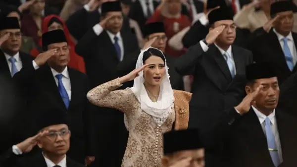 Ⓒ Hak cipta foto di atas dikembalikan sesungguhnya kepada pemilik foto