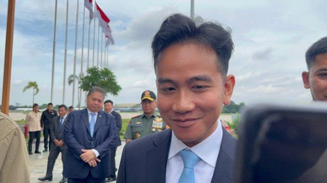 Ⓒ Hak cipta foto di atas dikembalikan sesungguhnya kepada sang pemilik foto Ⓒ Hak cipta foto di atas dikembalikan sesungguhnya kepada pemilik foto