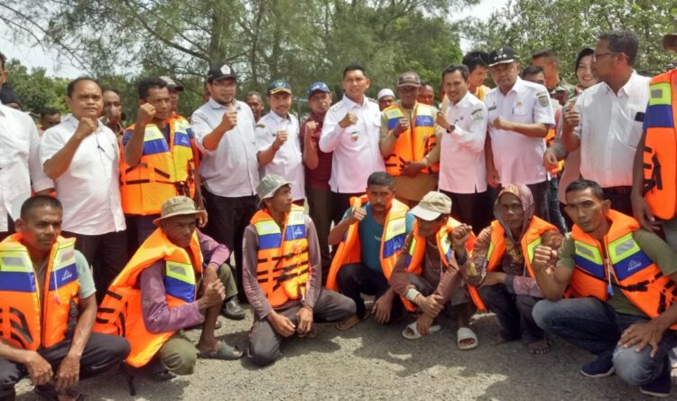 Ⓒ Hak cipta foto di atas dikembalikan sesungguhnya kepada pemilik foto Ⓒ Hak cipta foto di atas dikembalikan sesungguhnya kepada pemilik foto
