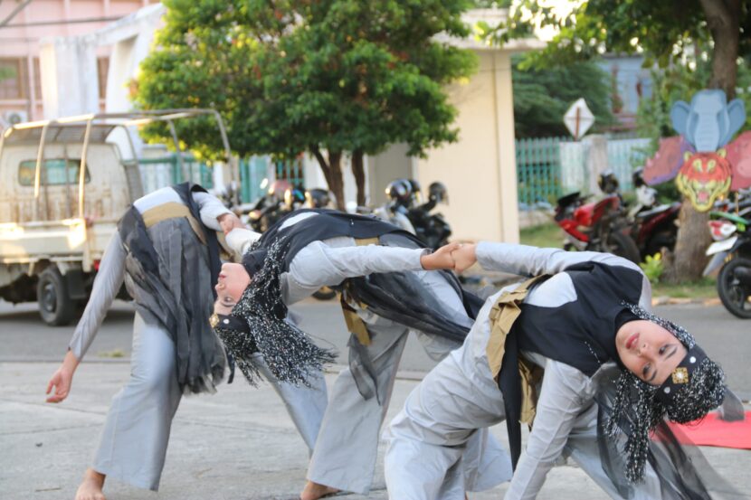 Tarian Suku “Sentinel” Pukau Pengunjung Sound of Nanggroe di Taman Budaya Aceh