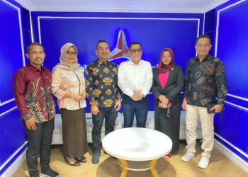 HT Ibrahim Terima Audiensi Komisioner KKR Aceh di Senayan Jakarta