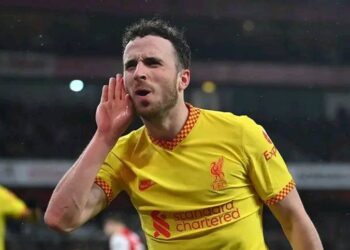 Chant “Diogo” Bergema, Suporter Liverpool Kenang Kepergian Diogo Jota