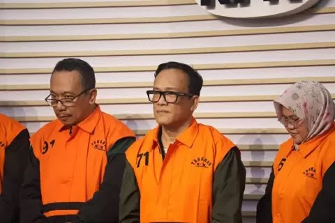 Ⓒ Hak cipta foto di atas dikembalikan sesungguhnya kepada sang pemilik foto Ⓒ Hak cipta foto di atas dikembalikan sesungguhnya kepada pemilik foto
