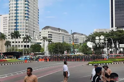 Ⓒ Hak cipta foto di atas dikembalikan sesungguhnya kepada sang pemilik foto Ⓒ Hak cipta foto di atas dikembalikan sesungguhnya kepada pemilik foto