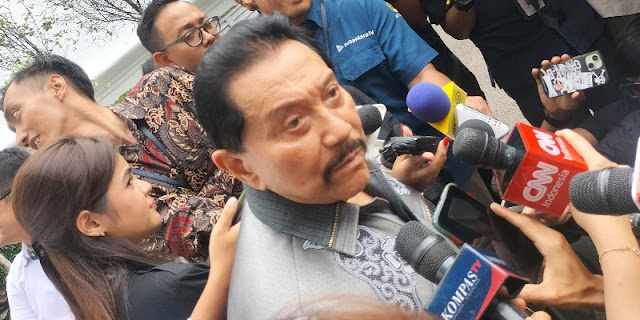 Ⓒ Hak cipta foto di atas dikembalikan sesungguhnya kepada pemilik foto Ⓒ Hak cipta foto di atas dikembalikan sesungguhnya kepada pemilik foto