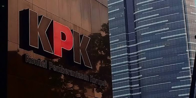 Ⓒ Hak cipta foto di atas dikembalikan sesungguhnya kepada pemilik foto Ⓒ Hak cipta foto di atas dikembalikan sesungguhnya kepada pemilik foto