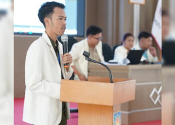Aktivis Mahasiswa Hindu, I Nyoman Sugidana menyayangkan sikap anggota DPR yang justru work from home (WFH) saat massa melakukan demonstrasi dalam beberapa hari terakhir di sekitaran Gedung DPR-MPR, Jakarta Pusat. FOTO/Net. Ⓒ Hak cipta foto di atas dikembalikan sesungguhnya kepada pemilik foto