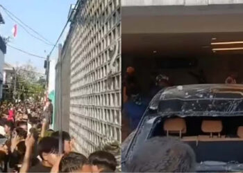 Amuk massa menyasar kediaman pribadi Anggota DPR RI, Ahmad Sahroni, di Jalan Swasembada Timur XXII, Kelurahan Kebon Bawang, Tanjung Priok, Jakarta Utara, Sabtu 30 Agustus 2025. FOTO/Net. Ⓒ Hak cipta foto di atas dikembalikan sesungguhnya kepada pemilik foto