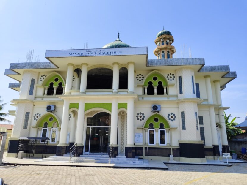 Masjid Babul Maghfirah Gampong Tanong Seulamat, Kecamatan Darussalam, Kabupaten Aceh Besar saat ini