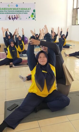 Optimalisasi Peran Pendamping Ibu Hamil Melalui Pelatihan Prenatal Yoga. FOTO/Jusmiati untuk HARIANACEH.co.id. 