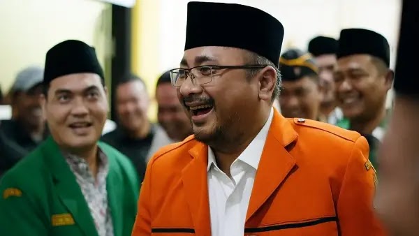 Ⓒ Hak cipta foto di atas dikembalikan sesungguhnya kepada pemilik foto Ⓒ Hak cipta foto di atas dikembalikan sesungguhnya kepada pemilik foto