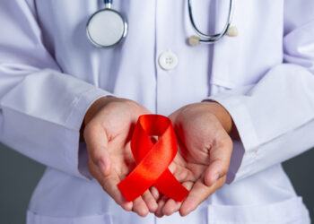 PMI Banda Aceh rutin melakukan skrining HIV pada setiap kantong darah, di tengah sorotan publik terhadap janji politik Illiza–Afdhal terkait layanan kesehatan