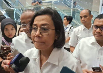 Sri Mulyani tak Nyaman, Tutup Mulut Ditanya Guru Beban Negara, Klarifikasi Lewat Medsos