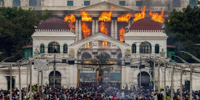 Nepal Berdarah: Belasan Tewas dalam Aksi Demo, Termasuk Istri Mantan PM Jhalanath Khanal