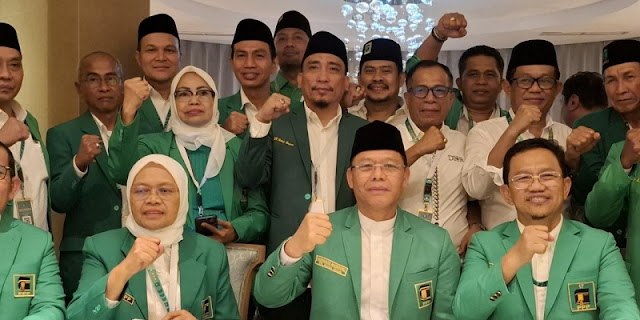 Ⓒ Hak cipta foto di atas dikembalikan sesungguhnya kepada pemilik foto Ⓒ Hak cipta foto di atas dikembalikan sesungguhnya kepada pemilik foto