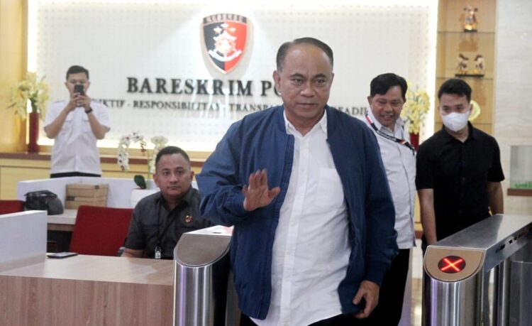 Ⓒ Hak cipta foto di atas dikembalikan sesungguhnya kepada pemilik foto Ⓒ Hak cipta foto di atas dikembalikan sesungguhnya kepada pemilik foto