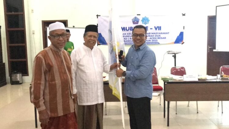Ketua Umum Hikmad, Zulkifli M. Ali bersama sesepuh Pidie Jaya/Pidie