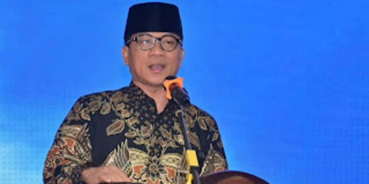 Menteri Desa Pembangunan Daerah Tertinggal, dan Transmigrasi (Mendes PDTT) Yandri Susanto dikabarkan dilarikan ke Rumah Sakit Pusat Angkatan Darat (RSPAD) Gatot Subroto, Jakarta. FOTO/Net. Ⓒ Hak cipta foto di atas dikembalikan sesungguhnya kepada pemilik foto
