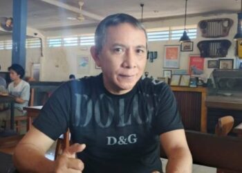 Pakar Politik Jerry Massie menegaskan bahwa dalang di balik kerusuhan dan demo massal yang terjadi di berbagai daerah di Indonesia bukanlah pihak asing, melainkan dari dalam negeri. FOTO/Net. Ⓒ Hak cipta foto di atas dikembalikan sesungguhnya kepada pemilik foto