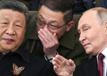 Mikrofon yang tak sengaja terbuka membuat publik mendengar percakapan pribadi antara Presiden Rusia Vladimir Putin dan Presiden China Xi Jinping. FOTO/Net. Ⓒ Hak cipta foto di atas dikembalikan sesungguhnya kepada pemilik foto