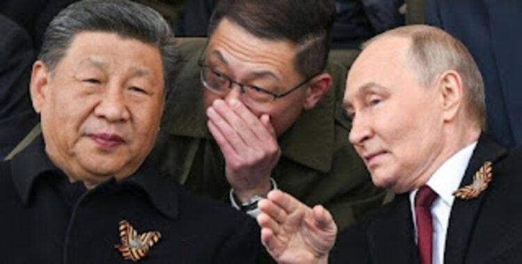 Mikrofon yang tak sengaja terbuka membuat publik mendengar percakapan pribadi antara Presiden Rusia Vladimir Putin dan Presiden China Xi Jinping. FOTO/Net. Ⓒ Hak cipta foto di atas dikembalikan sesungguhnya kepada pemilik foto