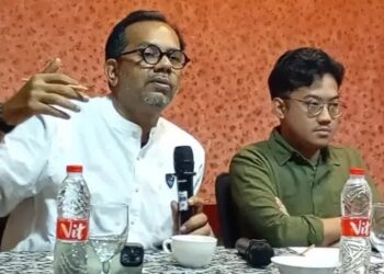 Aktivis HAM sekaligus Pendiri Lokataru Foundation, Haris Azhar, heran dengan alasan polisi menangkap Delpedro Marhaen atas tudingan menghasut demo yang anarkis. FOTO/Net. Ⓒ Hak cipta foto di atas dikembalikan sesungguhnya kepada pemilik foto