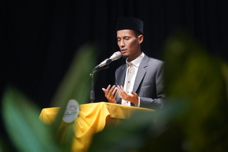 Dr. Moch. Fajarul Falah, MA, saat menyampaikan khutbah Jumat 12 Rabi’ul Awwal 1447 H atau bertepatan dengan 5 September 2025 di Masjid Al-Fattah Gp. Garot, Kec. Darul Imarah, Aceh Besar. FOTO/HAI/Hamdani. Ⓒ Hak cipta foto di atas dikembalikan sesungguhnya kepada pemilik foto