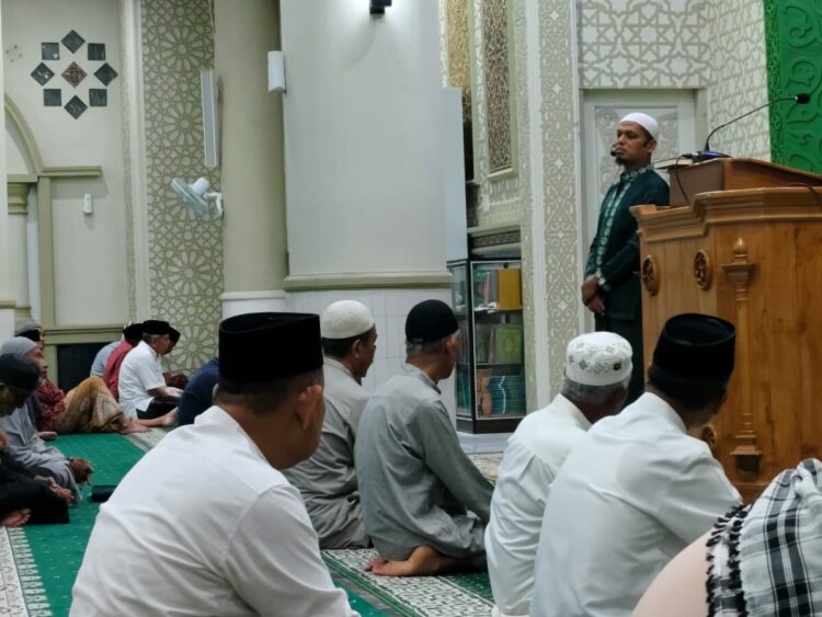 Ⓒ Hak cipta foto di atas dikembalikan sesungguhnya kepada pemilik foto Ⓒ Hak cipta foto di atas dikembalikan sesungguhnya kepada pemilik foto