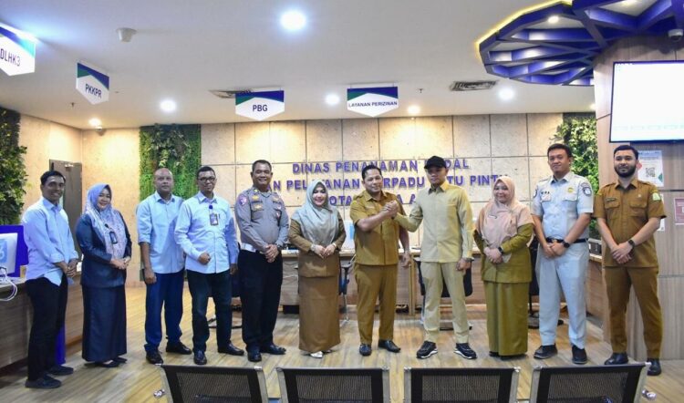 Ⓒ Hak cipta foto di atas dikembalikan sesungguhnya kepada pemilik foto Ⓒ Hak cipta foto di atas dikembalikan sesungguhnya kepada pemilik foto