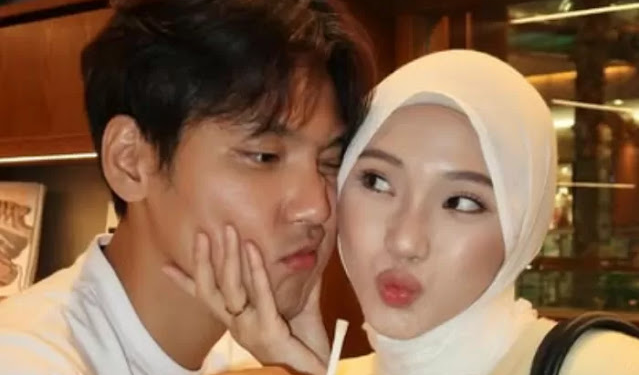 Ⓒ Hak cipta foto di atas dikembalikan sesungguhnya kepada sang pemilik foto Ⓒ Hak cipta foto di atas dikembalikan sesungguhnya kepada pemilik foto