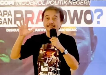 Roy Suryo Cs Bisa Jadi Pahlawan