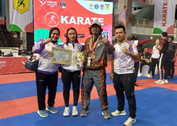 Faradila Adam, mahasiswi Program Studi Pendidikan Kepelatihan Olahraga (PKO), Universitas Negeri Gorontalo (UNG), yang berhasil meraih medali perunggu cabang olahraga karate. Pertandingan kelas Kumite Perseorangan -50 Kg Putri itu berlangsung di GOR Universitas Negeri Medan, Deli Serdang, Sumatera Utara, pada Rabu (19/9/2024). FOTO/Dok. Pribadi. Ⓒ Hak cipta foto di atas dikembalikan sesungguhnya kepada pemilik foto