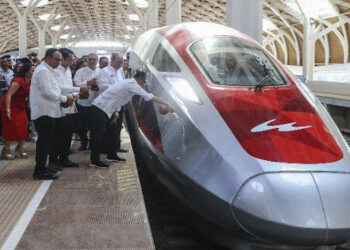 Menko AHY Siapkan Dua Skema Lunasi Utang Kereta Cepat Whoosh