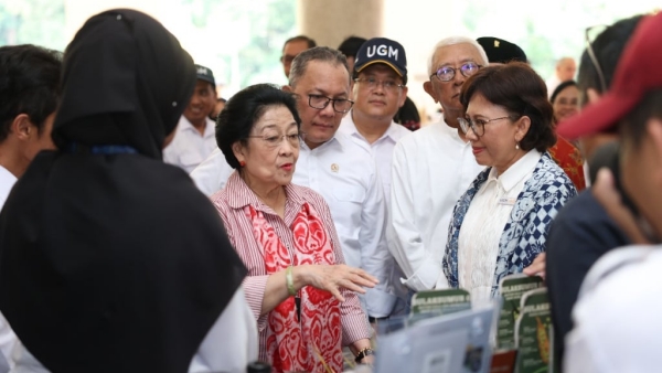 Megawati Pamer Punya Sederet Gelar di UGM: Tapi Tak Ada Pemalsuan Lho Ini