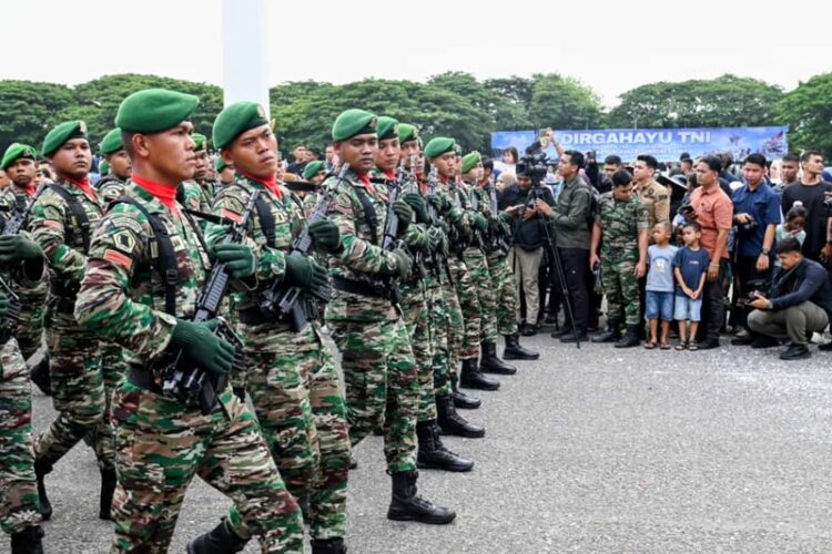 Upacara Peringatan Hari Ulang Tahun (HUT) ke-80 TNI yang digelar oleh Kodam Iskandar Muda (IM) di Lapangan Blang Padang, Banda Aceh, Minggu (5/10/2025). FOTO/Net. Ⓒ Hak cipta foto di atas dikembalikan sesungguhnya kepada pemilik foto