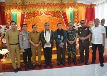 Wagub Fadhlullah Sambut Kedatangan Ketua MPR RI Ahmad Muzani di Banda Aceh