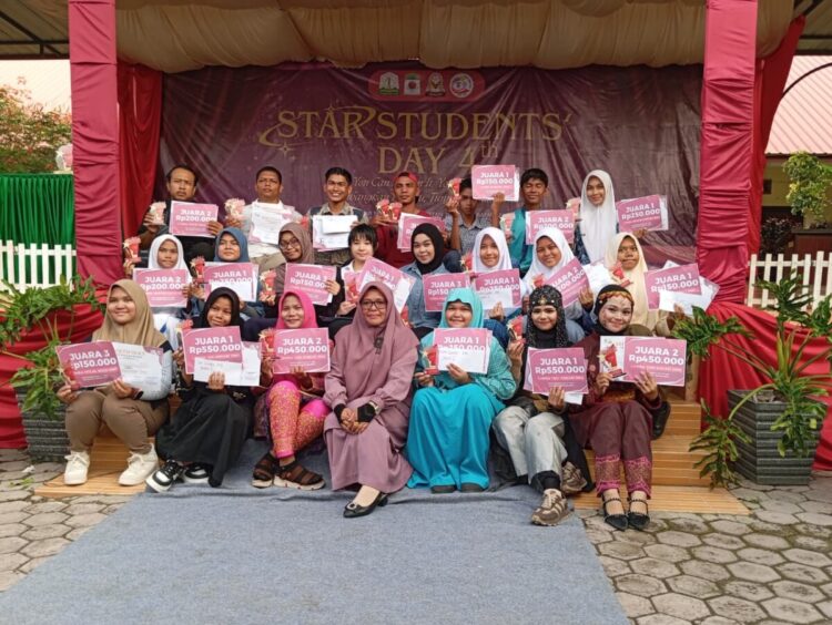 Kegiatan tahunan Star Student’s Day ke-4 di SMAN 1 Peukan Bada (SMANDA) resmi berakhir pada Rabu (15/10/2025)