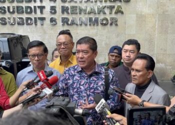 Ketua Umum Relawan Solidaritas Merah Putih, Silfester Matutina akan kembali mengajukan Peninjauan Kembali (PK) untuk kasus yang menjeratnya. FOTO/Net. Ⓒ Hak cipta foto di atas dikembalikan sesungguhnya kepada pemilik foto