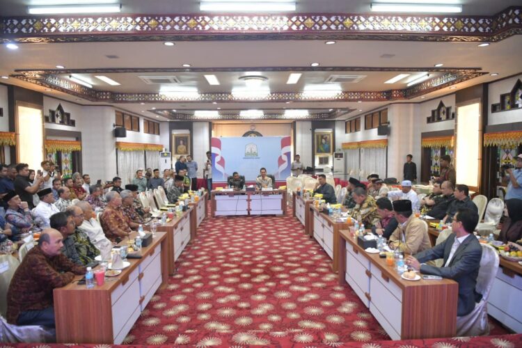 Sekda Aceh dan Forbes DPR/DPD Bahas Perubahan UUPA dan Dana Otsus