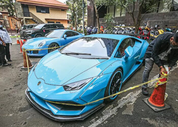 10 Kendaraan Mewah Doni Salmanan Dilelang Senilai Rp 9,8 Miliar