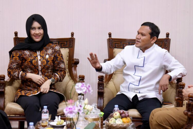 Ⓒ Hak cipta foto di atas dikembalikan sesungguhnya kepada pemilik foto Ⓒ Hak cipta foto di atas dikembalikan sesungguhnya kepada pemilik foto