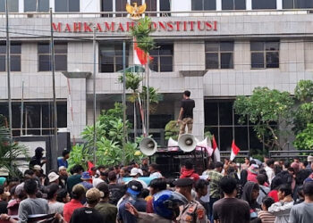 Arsul Sani Dituntut Mundur meskipun Sudah Tunjukan Ijazah WMU Polandia